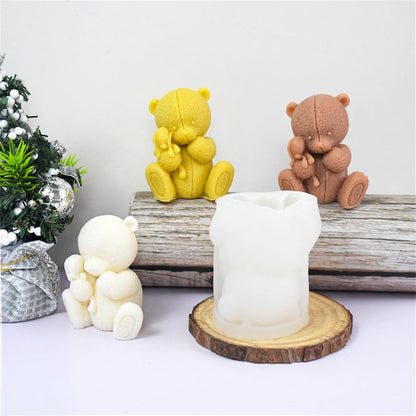 قالب سيليكون دب يحمل دميه Bear Shape Silicone Candle Mold