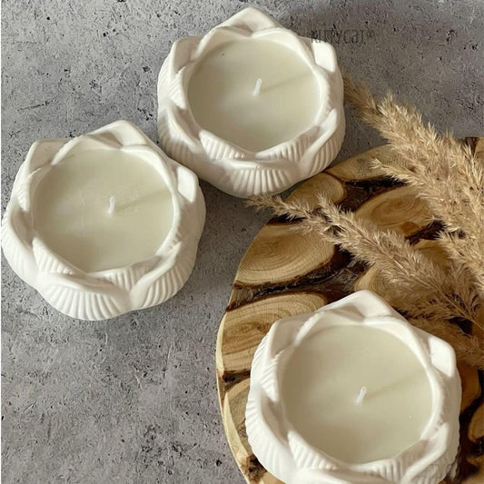 شمعة معطرة شكل زهرة اللوتوس Lotus Scented Candle