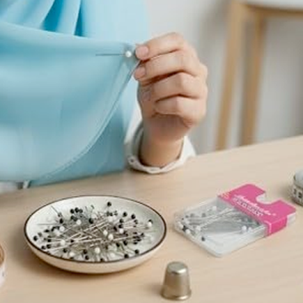 دبابيس شرعي اصلي 38 ملم Small-Head Plastic Hijab Pins – Black & White