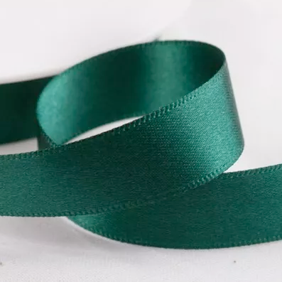 رول شبر ستان عرض 25 ملم طول الرول ( 50 متر)   Satin Ribbon Double Face 25 MM - 50 meters