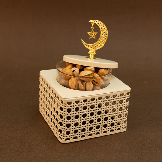 زينة رمضان ( مضيفة , تمرية )