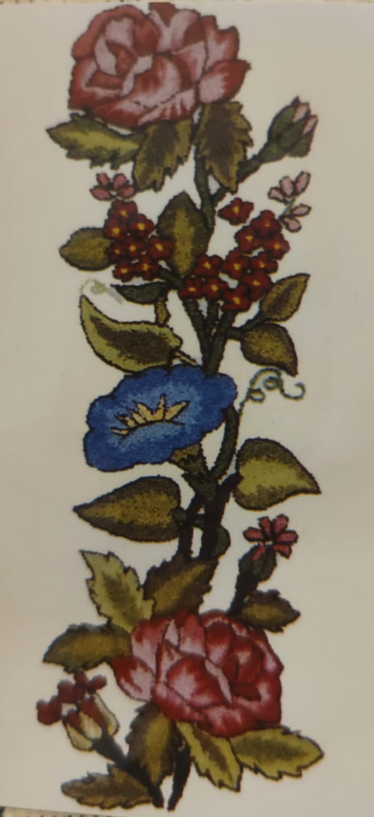 ايتامين مرسوم وردة مطاولة