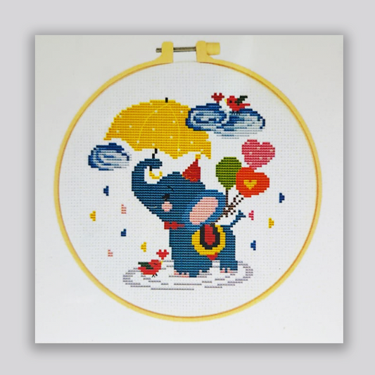 قطعة تطريز مع طارة (فيل)