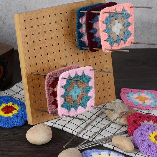 لوحة تثبيت مربعات كروشيه خشب 30 *30 سم + 20 سيخ (Crochet Blocking Board)