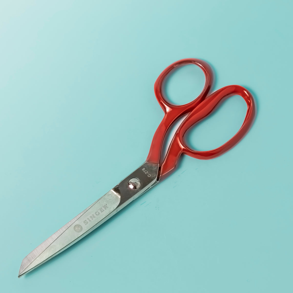 Singer 8 inch sewing scissors